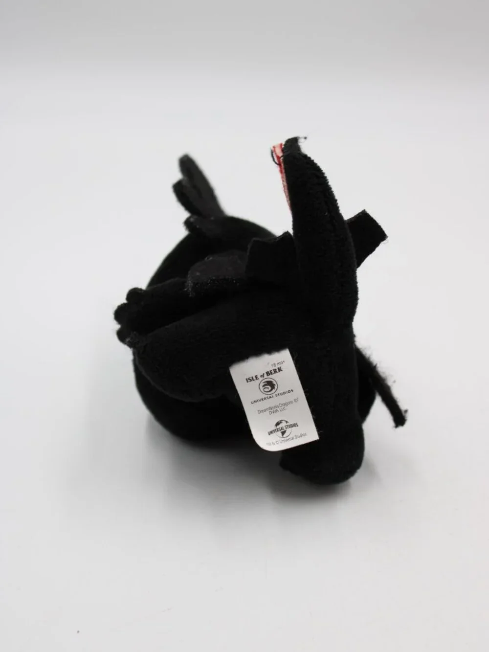 Epic Universe Isle of Berk How to Train Your Dragon Toothless Keychain 5